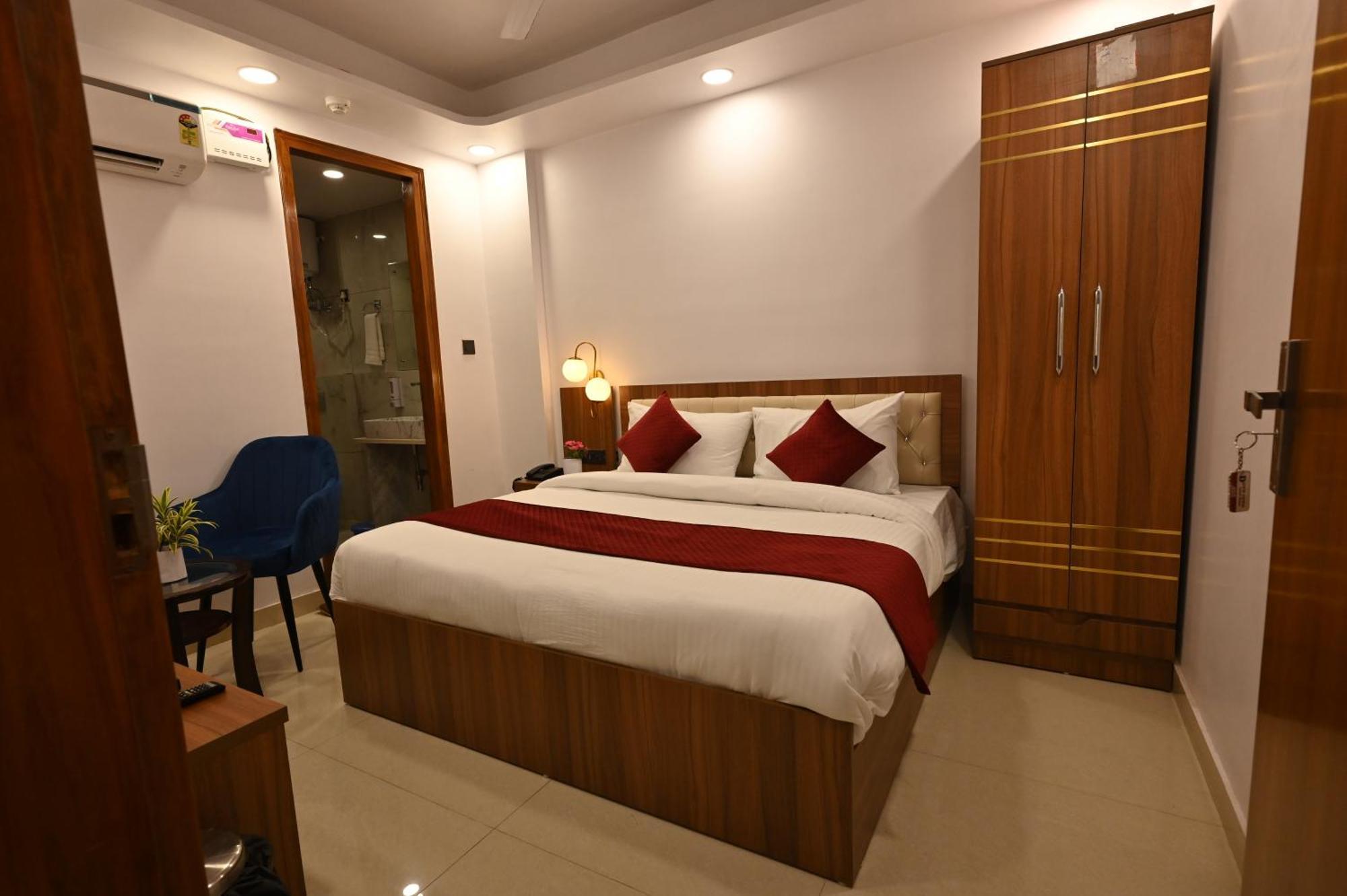 Hotel Down Town Paschim Vihar Delhi  Exterior foto